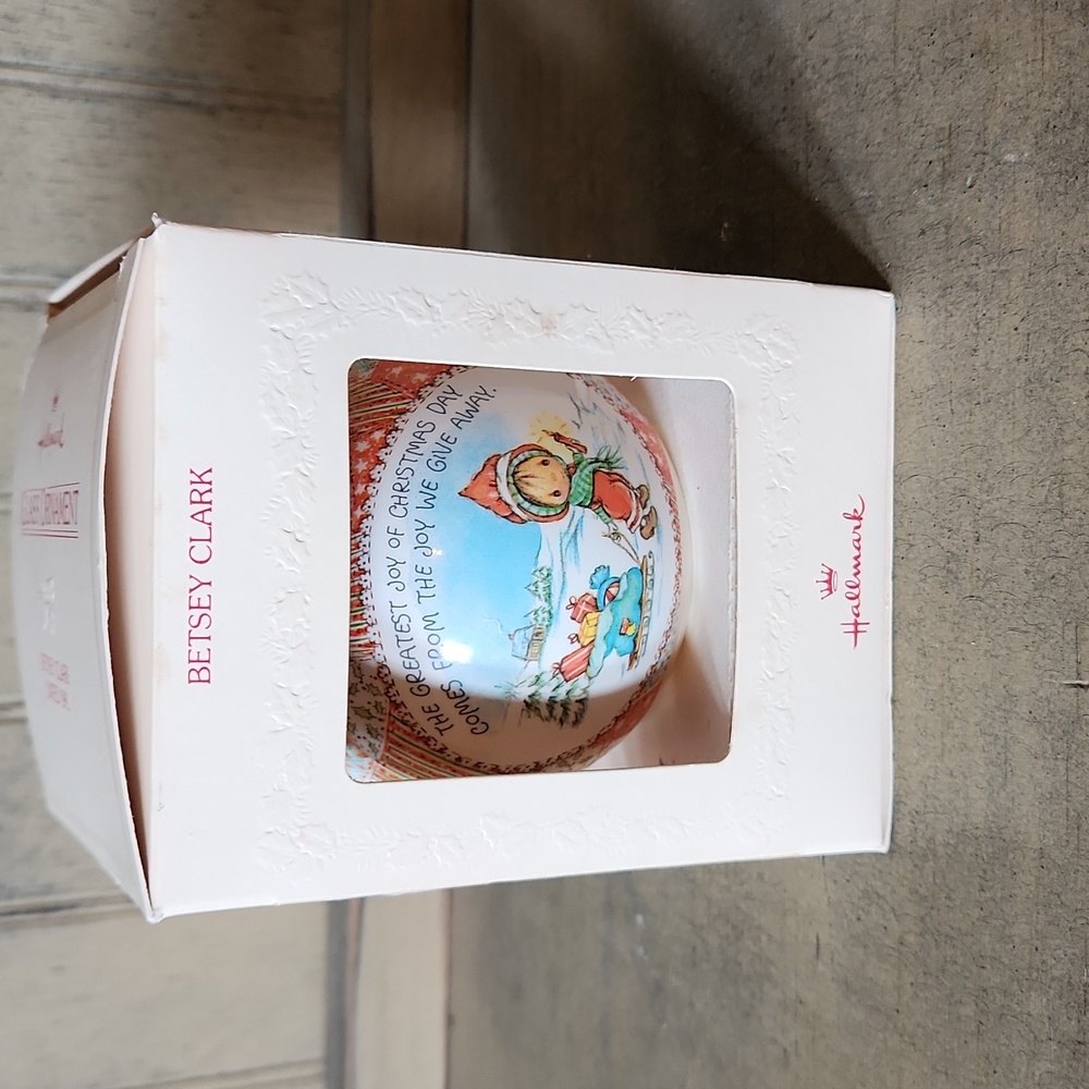1981 Vintage Hallmark Betsy Clark Glass Ornament